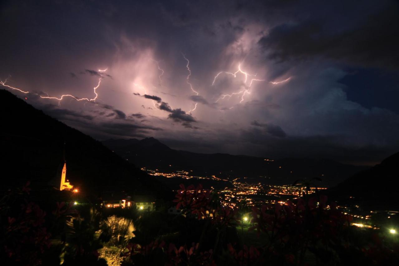 Oberangerhof Aparthotel ลากุนโด ภายนอก รูปภาพ